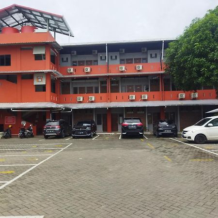 Oyo 92098 Kost Orange Syariah Hotel Jongaya Exterior foto