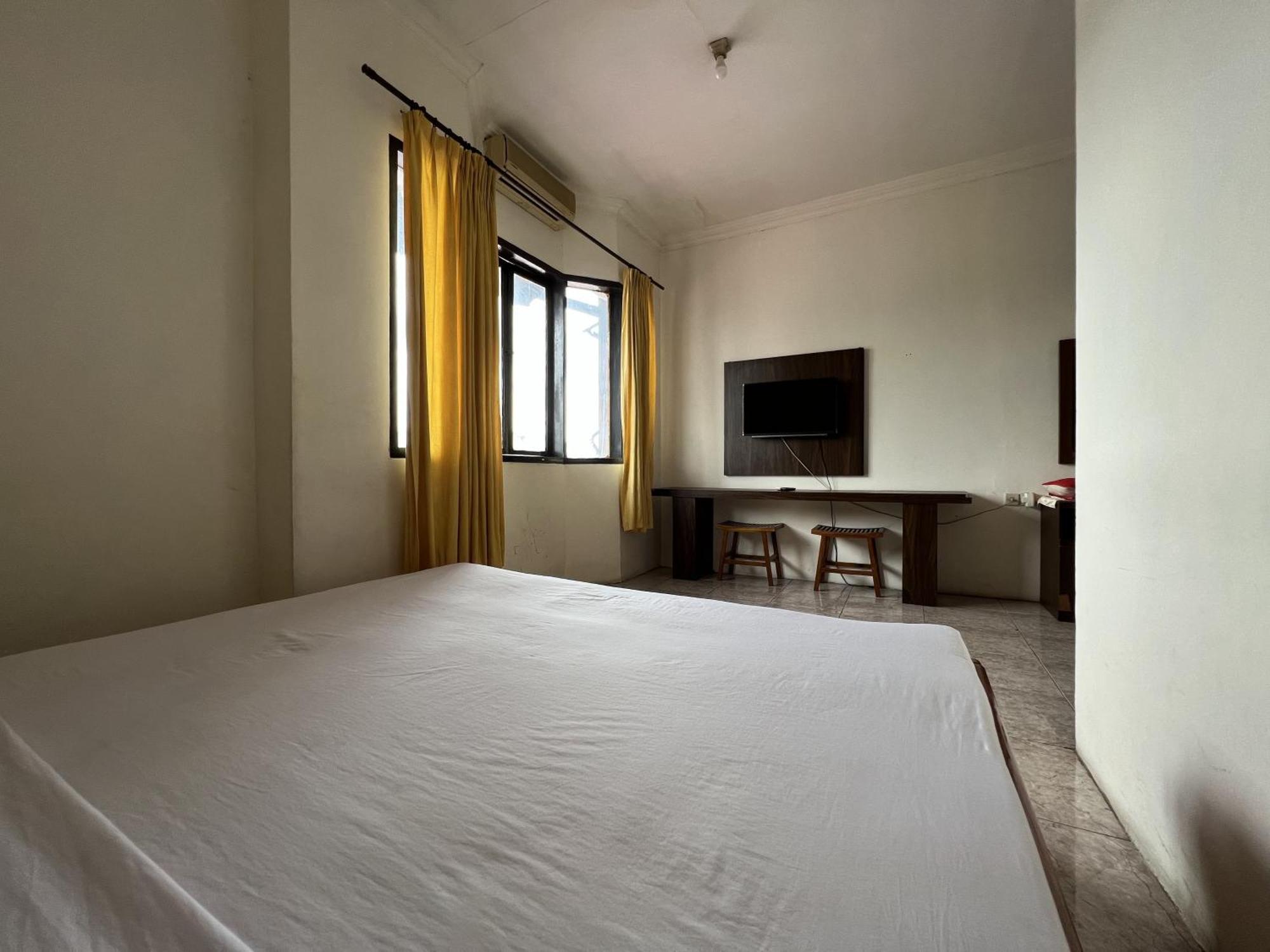 Oyo 92098 Kost Orange Syariah Hotel Jongaya Exterior foto
