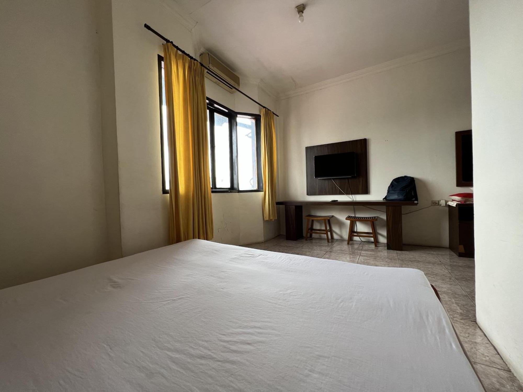 Oyo 92098 Kost Orange Syariah Hotel Jongaya Exterior foto